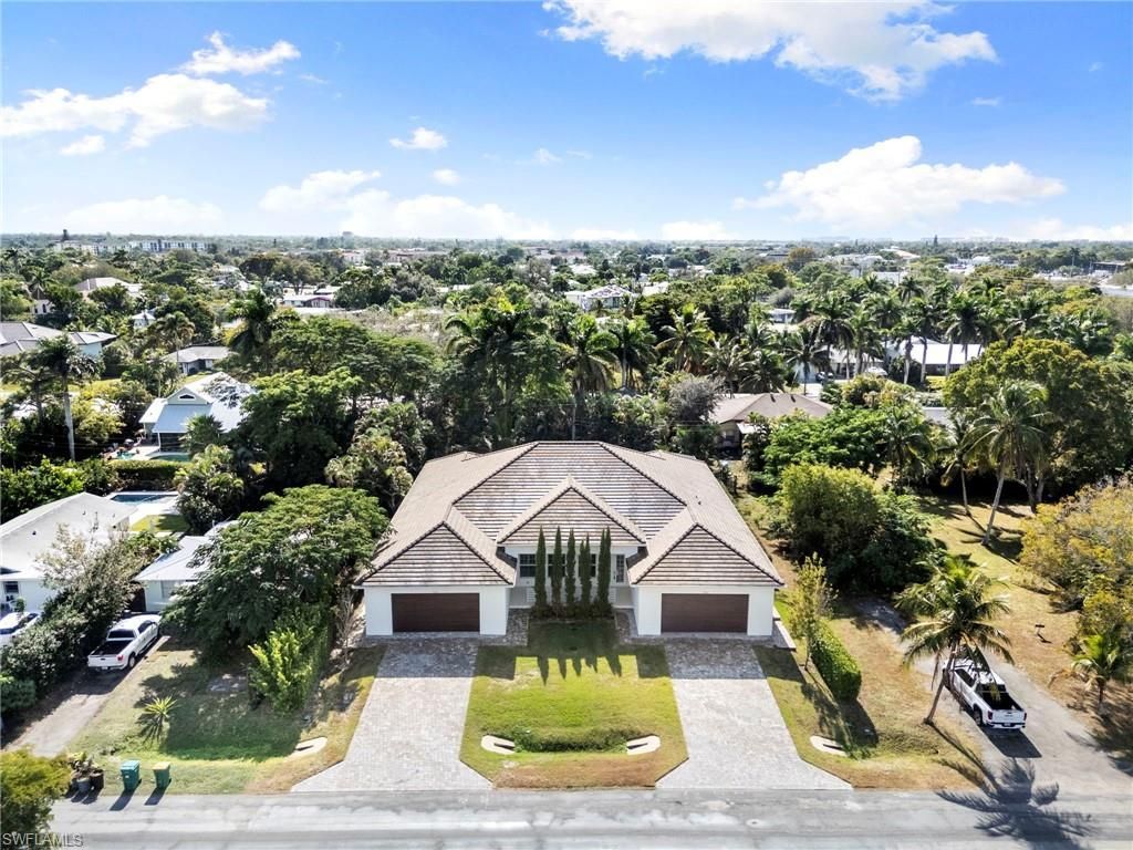 1086 Michigan Ave, Naples, FL 34103 Photo