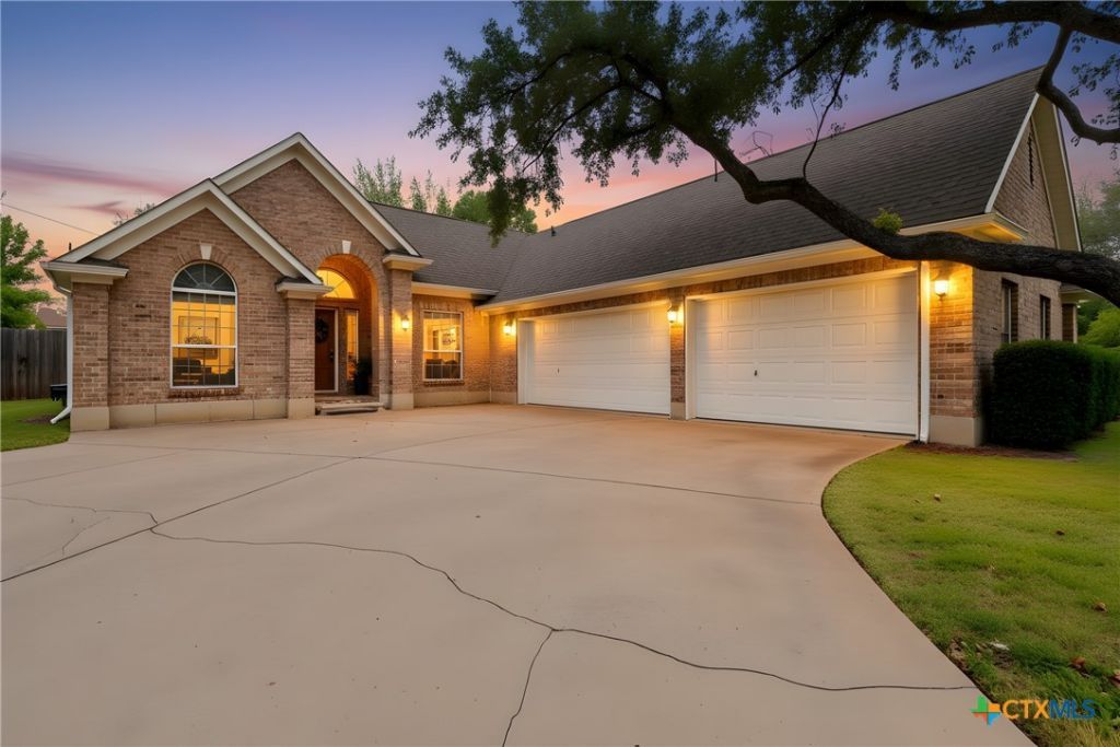 2001 Lacey Oak Cove, Round Rock, TX 78681 Main Photo