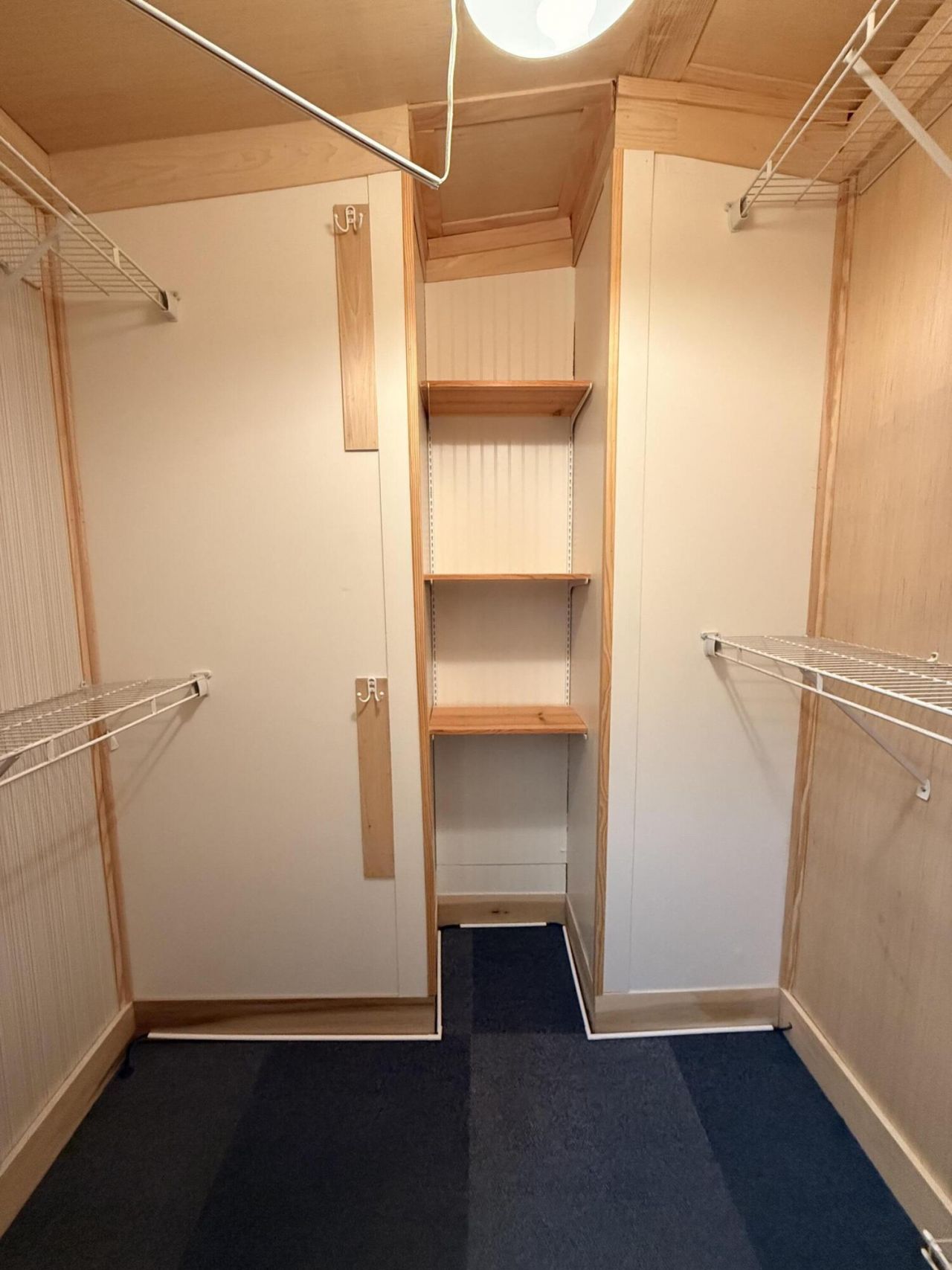 623 Barn Road Photo 11