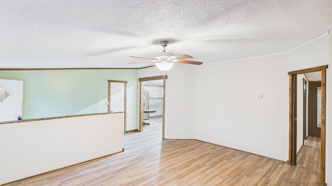 623 Barn Road Photo 12