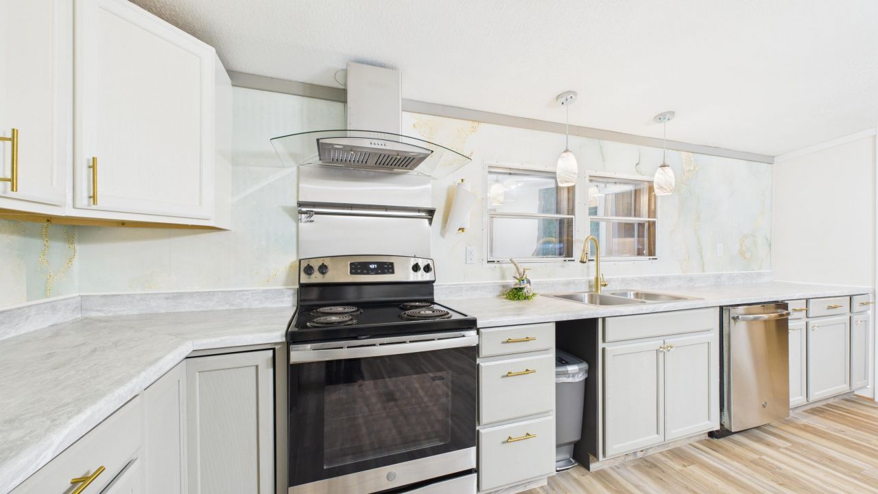 623 Barn Road Photo 16