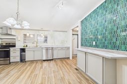 623 Barn Road photo 4