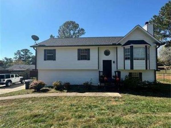 2911 Highpoint Road, Snellville, GA 30078