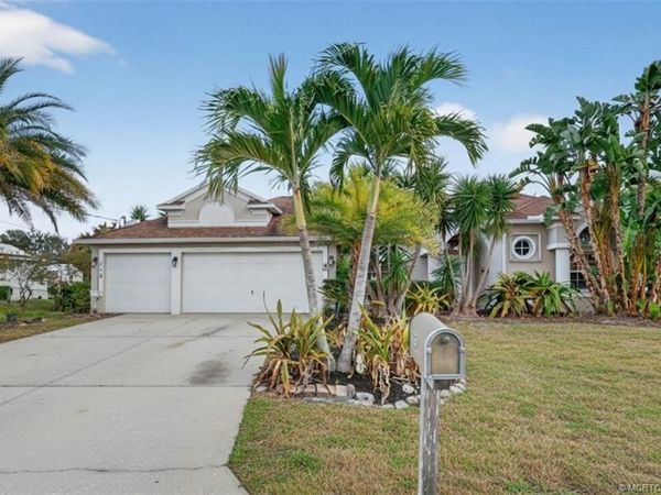 113 SW Wind Circle, Port St Lucie, FL 34953