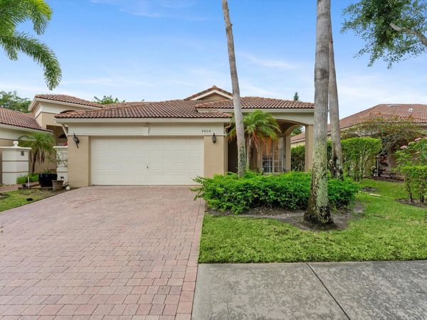 8404 Nicholls Point, West Palm Beach, FL 33411