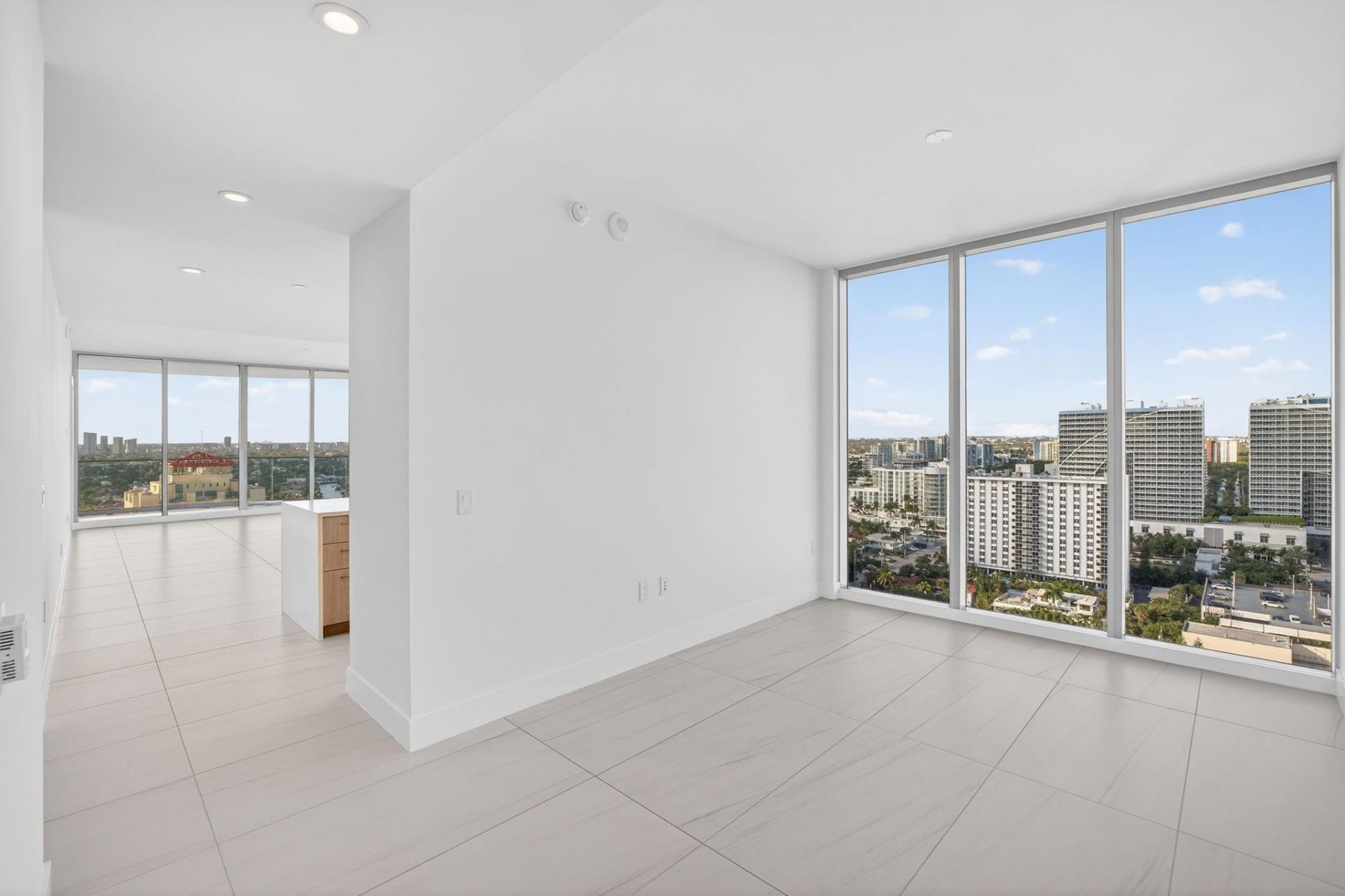 151 N Seabreeze Boulevard, Unit 1803-E, Fort Lauderdale, FL 33304 Photo