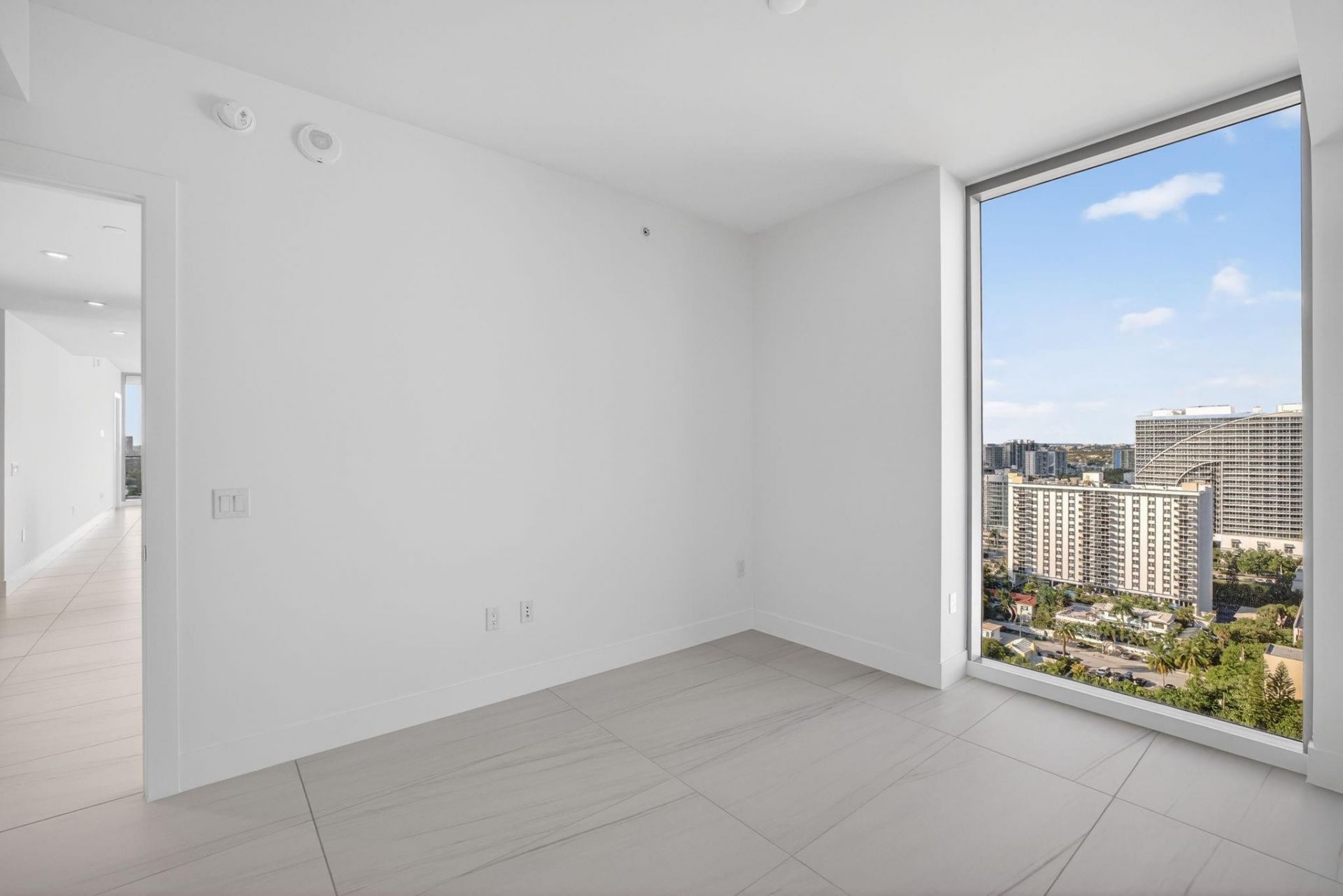 151 N Seabreeze Boulevard, Unit 1803-E, Fort Lauderdale, FL 33304 Photo