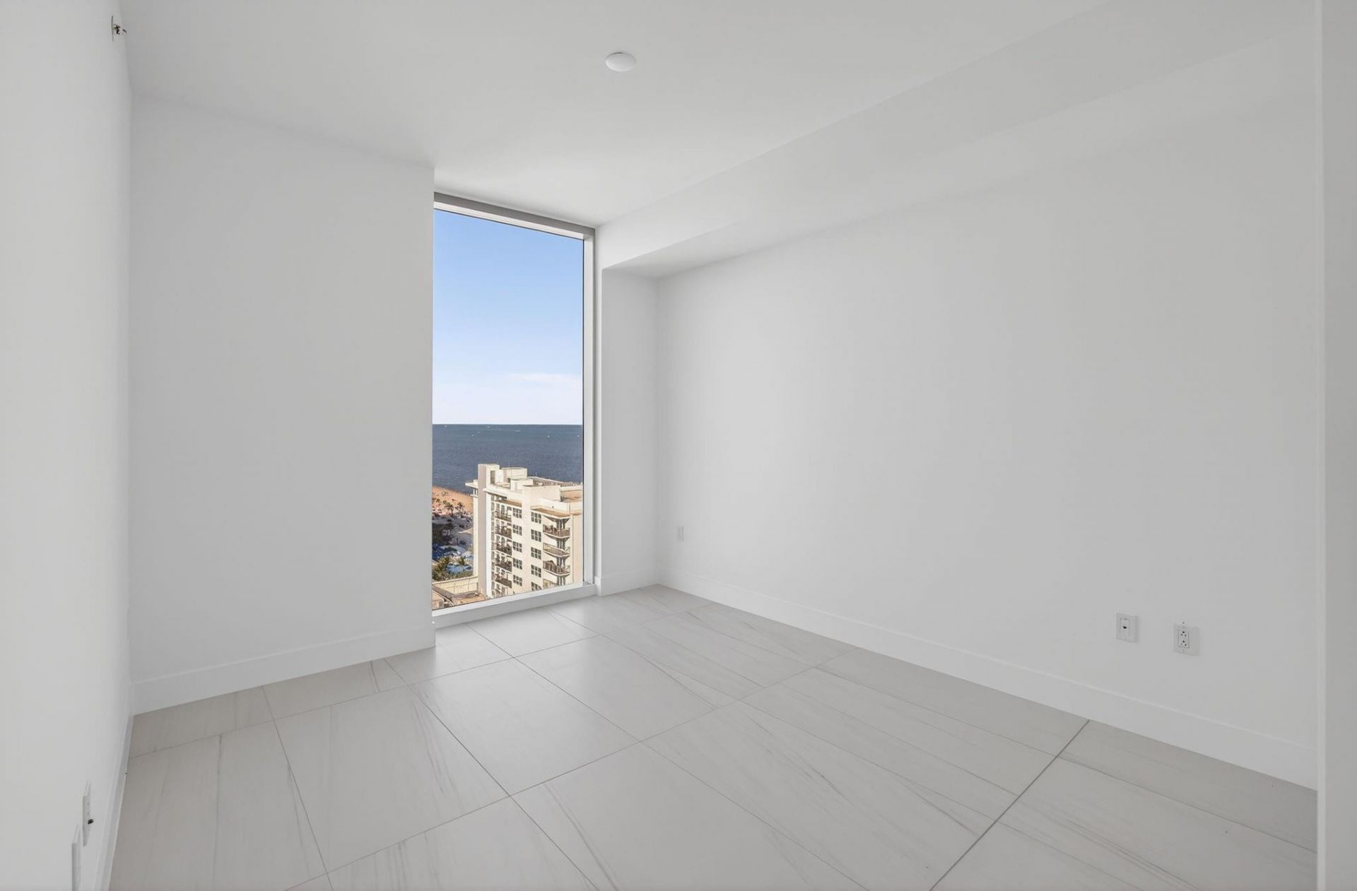 151 N Seabreeze Boulevard, Unit 1803-E, Fort Lauderdale, FL 33304 Photo