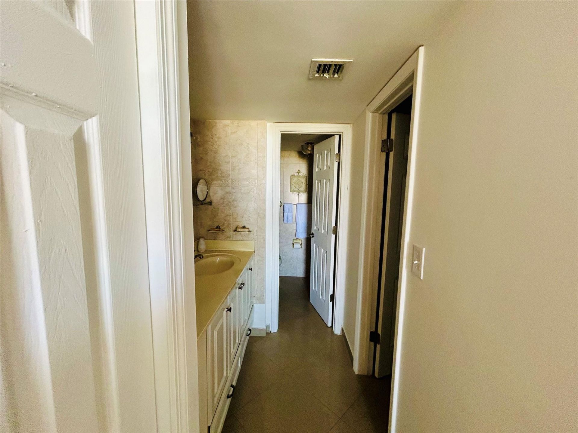 7040 Coral Way, Unit 501, Miami, FL 33155 Photo