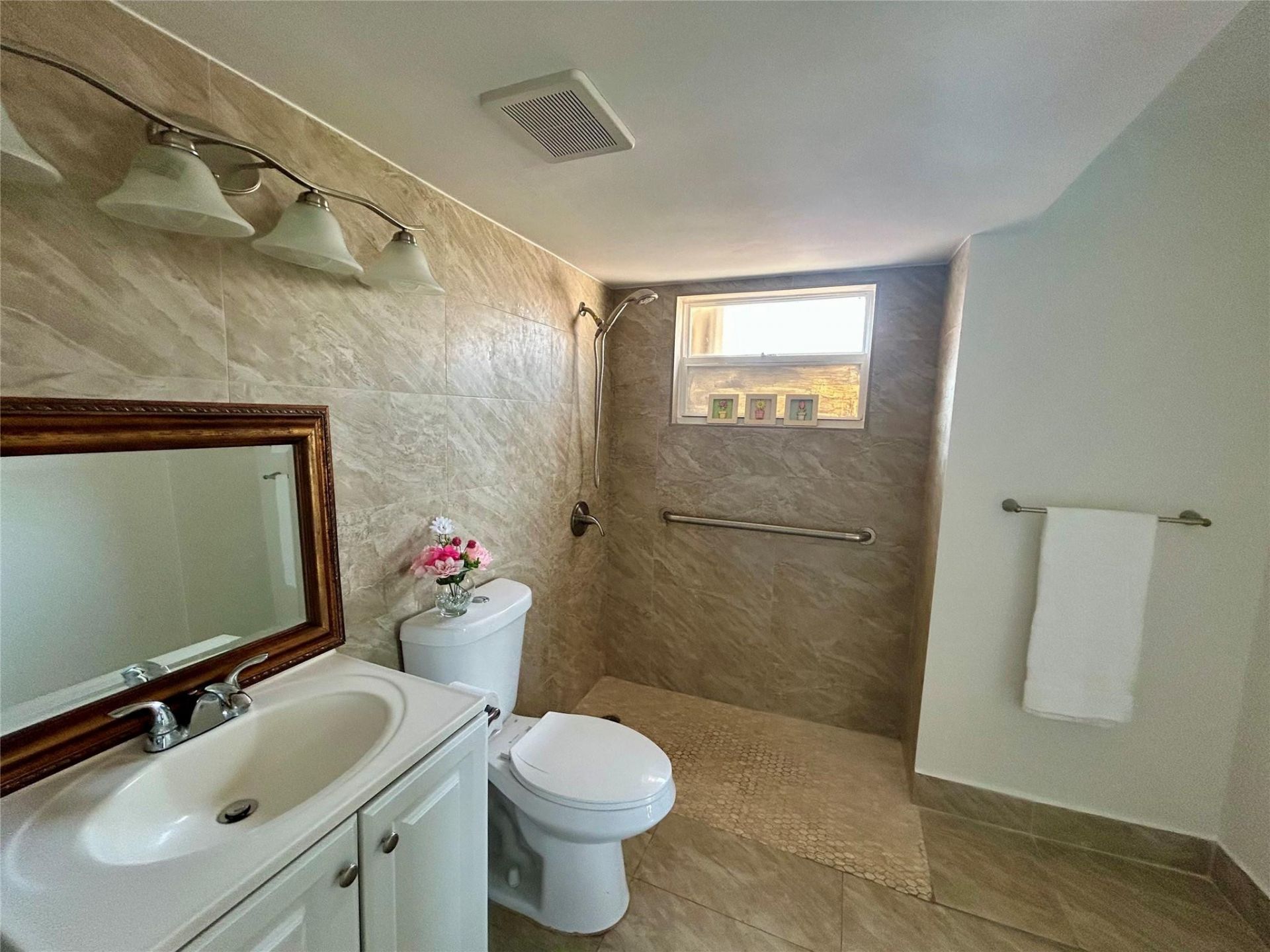 7040 Coral Way, Unit 501, Miami, FL 33155 Photo