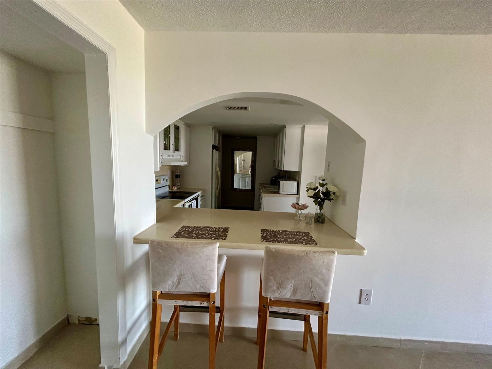 7040 Coral Way, Unit 501, Miami, FL 33155 Photo