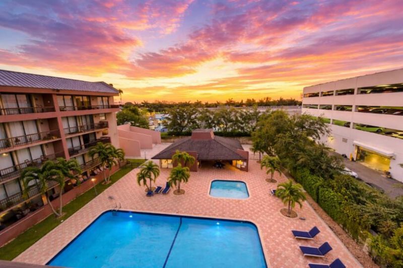 7040 Coral Way, Unit 501, Miami, FL 33155 Photo