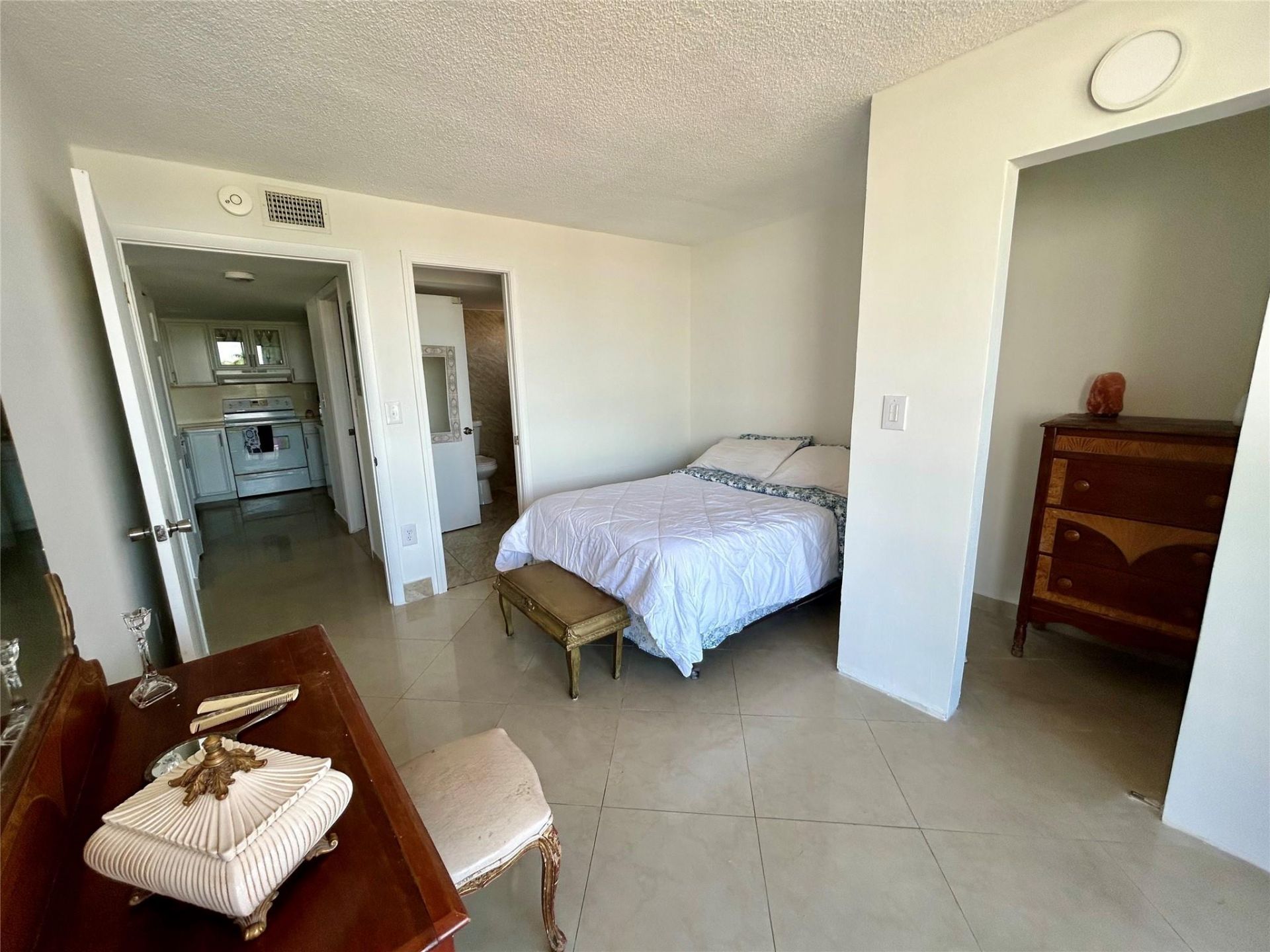 7040 Coral Way, Unit 501, Miami, FL 33155 Photo