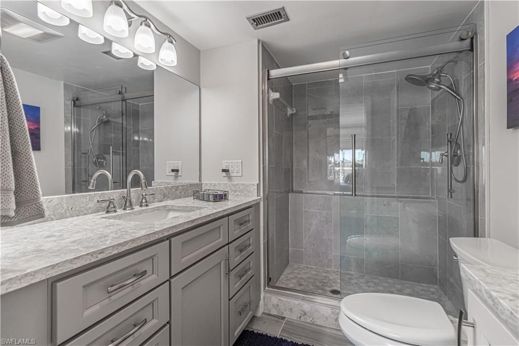 7430 Lake Breeze Dr, Unit 403, Fort Myers, FL 33907 Photo
