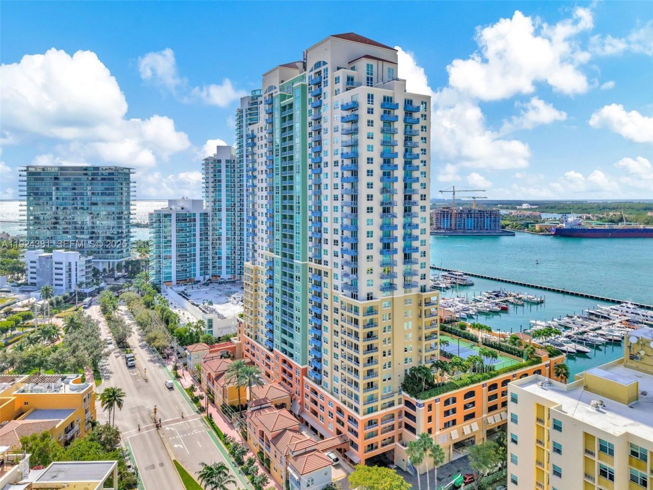 90 Alton Rd, Unit 1908, Miami Beach, FL 33139 Photo