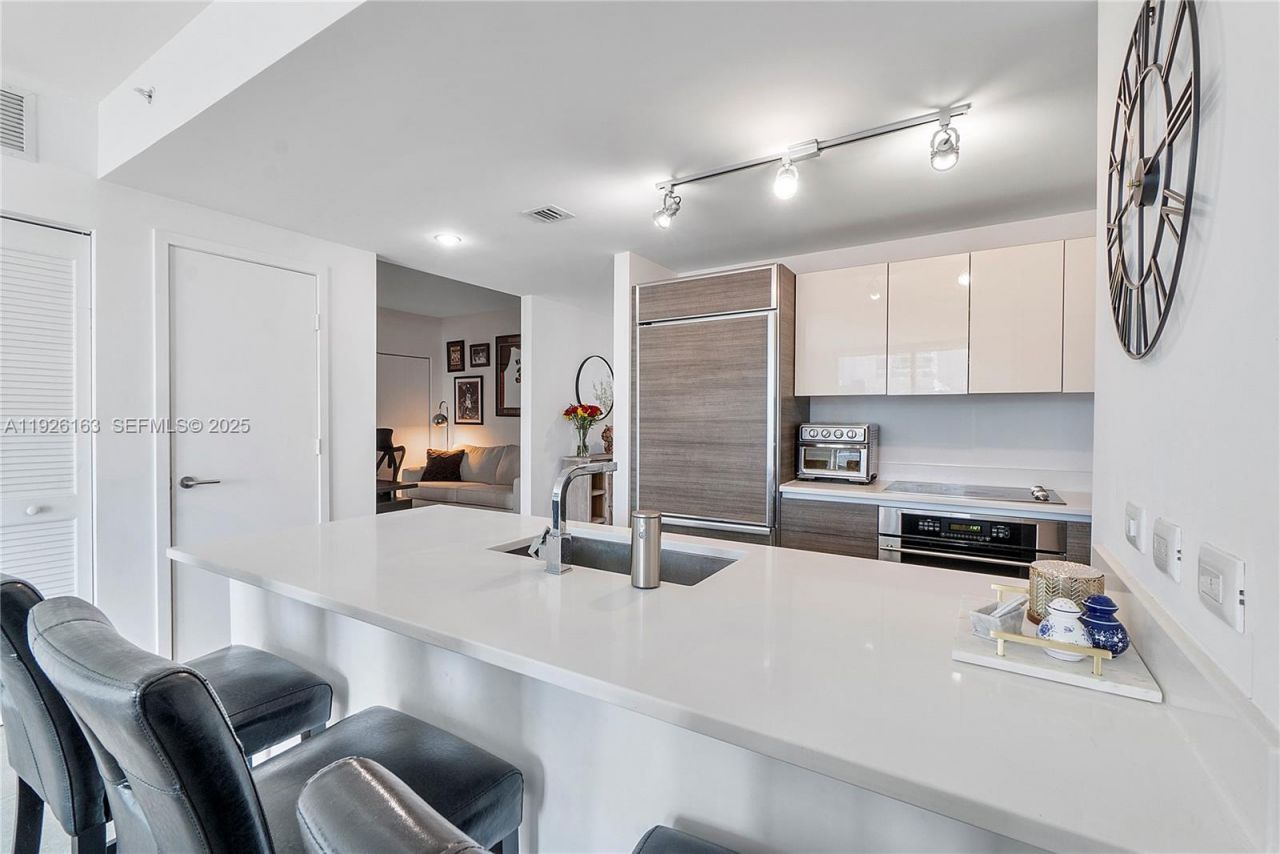 1100 S Miami Ave, Unit 2302, Miami, FL 33130 Photo