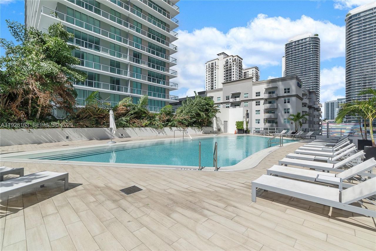 1100 S Miami Ave, Unit 2302, Miami, FL 33130 Photo