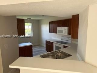 8741 Wiles Rd, Unit 208, Coral Springs, FL 33067 Photo