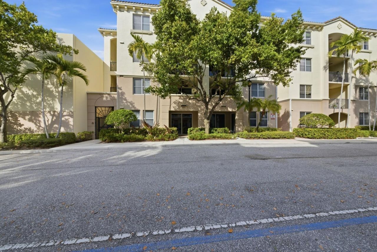 4 Renaissance Way, Unit 110, Boynton Beach, FL 33426 Photo