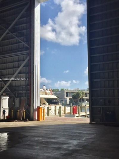 400 Sunny Isles Blvd Dd414, Sunny Isles Beach, FL 33160 Photo