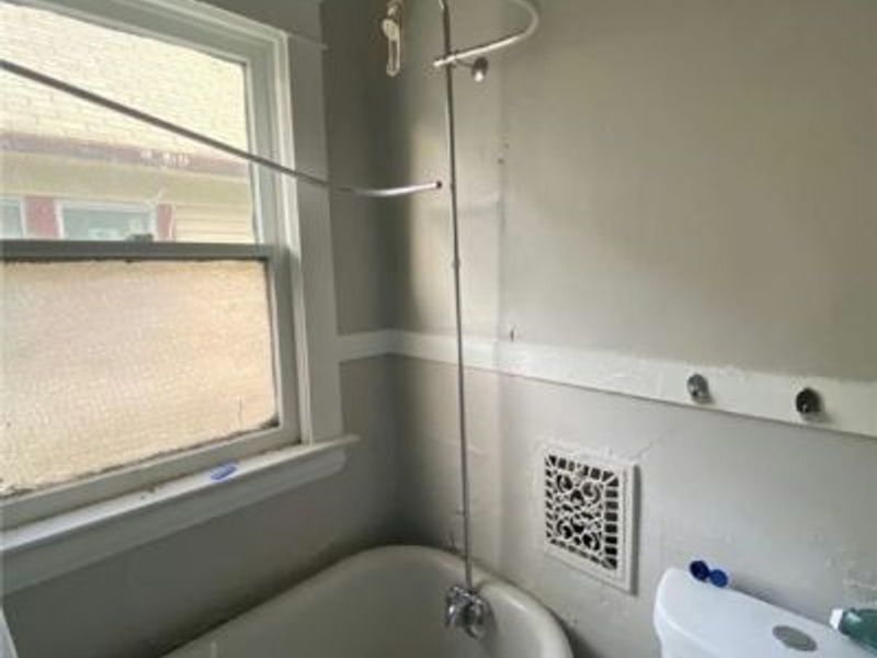 639 E 124th Street, Cleveland, OH 44108 Photo 6