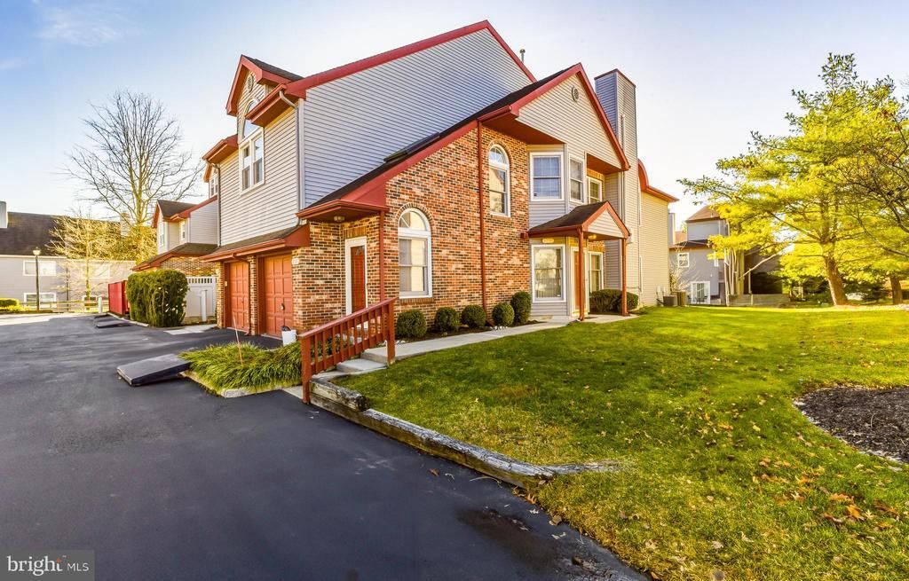 735 Chanticleer, Cherry Hill, NJ 08003 Main Photo