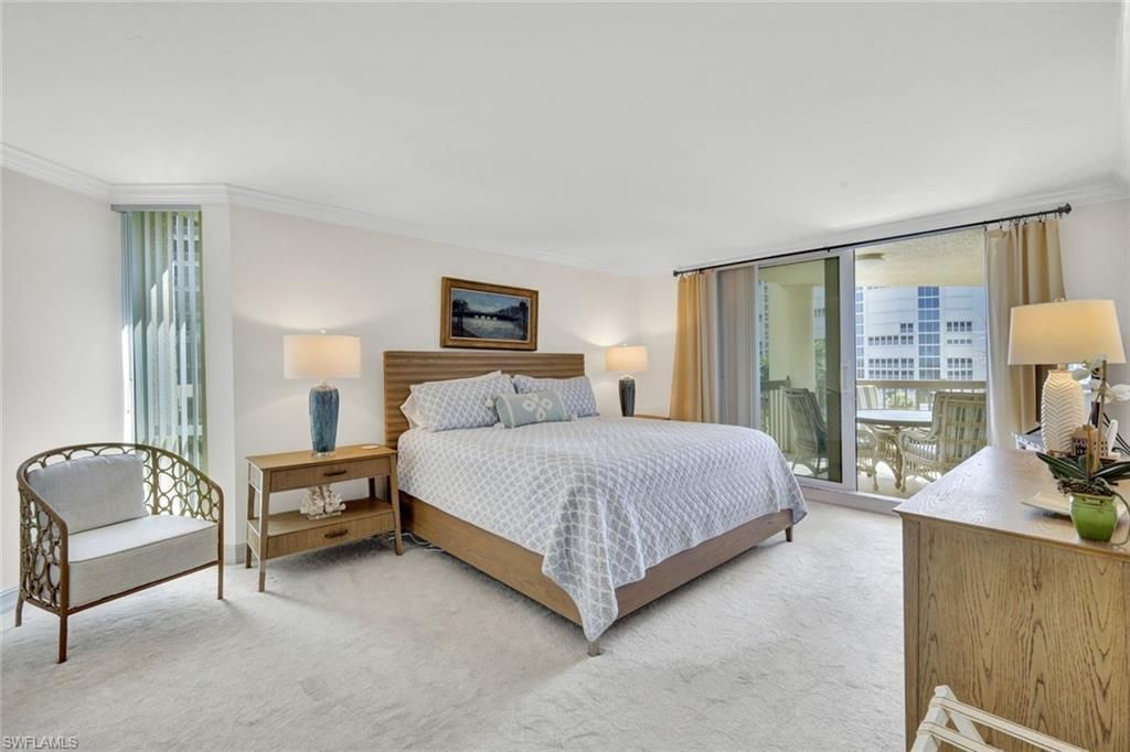 4551 Gulf Shore Blvd N, Unit 505, Naples, FL 34103 Photo