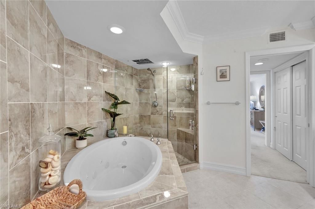 4551 Gulf Shore Blvd N, Unit 505, Naples, FL 34103 Photo