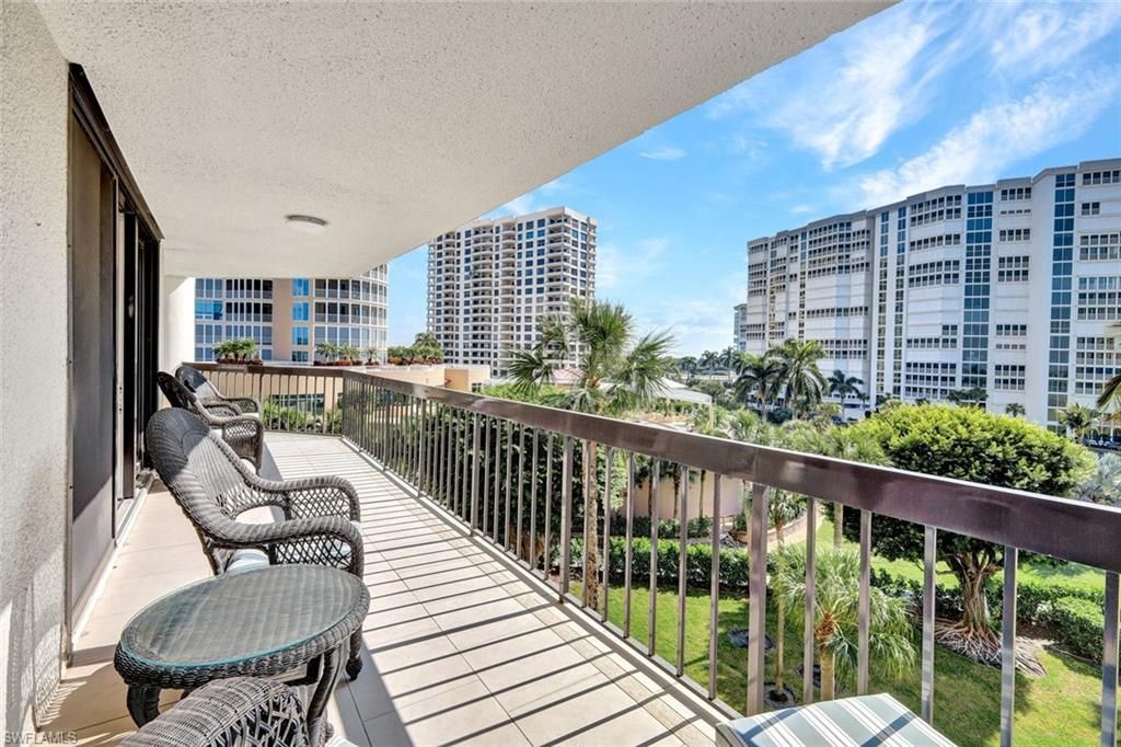 4551 Gulf Shore Blvd N, Unit 505, Naples, FL 34103 Photo