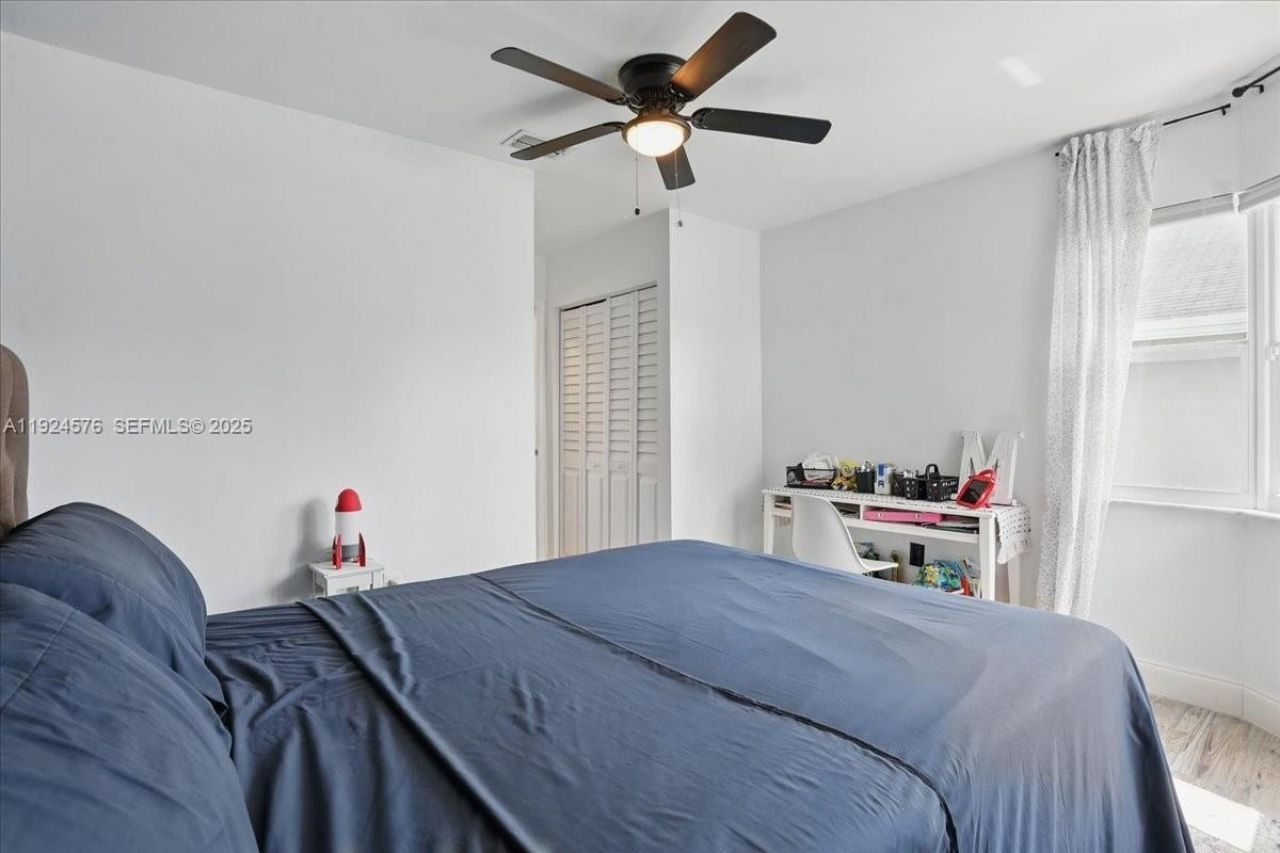 5874 SW 97th Ter, Cooper City, FL 33328 Photo