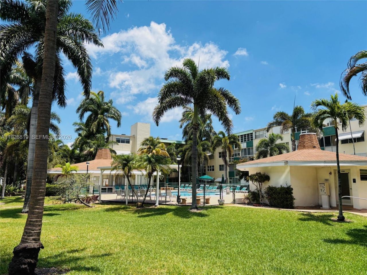 1333 E Hallandale Beach Blvd, Unit 134, Hallandale Beach, FL 33009 Photo