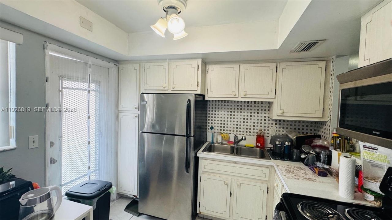 1333 E Hallandale Beach Blvd, Unit 134, Hallandale Beach, FL 33009 Photo