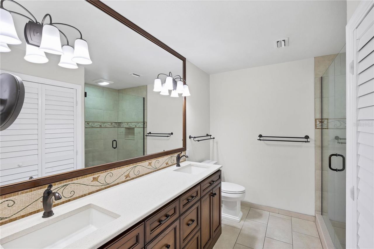 800 Hudson Avenue, Unit 106, Sarasota, FL 34236 Photo