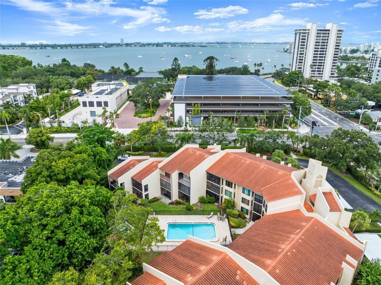 800 Hudson Avenue, Unit 106, Sarasota, FL 34236 Photo