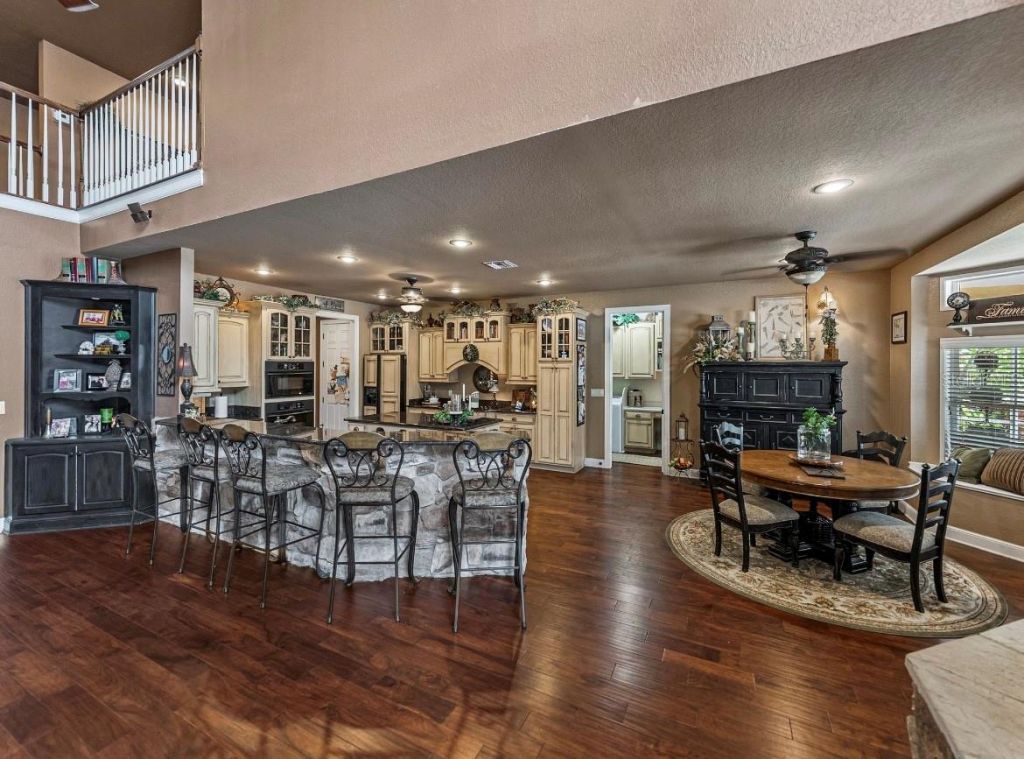 664 S Lake Starr Boulevard, Lake Wales, FL 33898 Photo