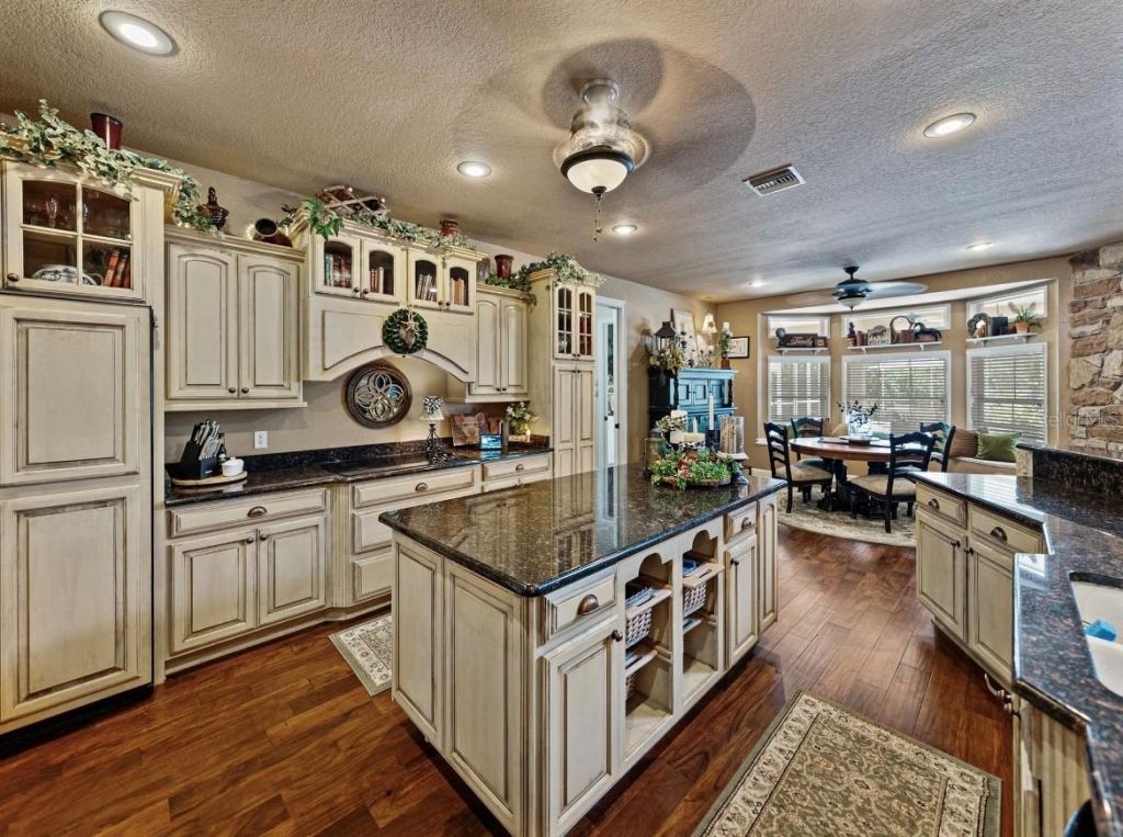 664 S Lake Starr Boulevard, Lake Wales, FL 33898 Photo