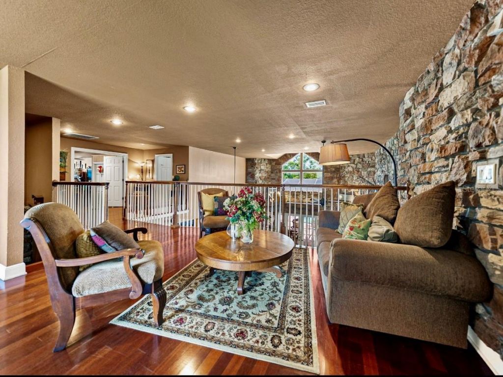 664 S Lake Starr Boulevard, Lake Wales, FL 33898 Photo