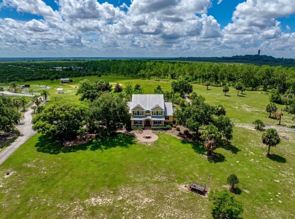 664 S Lake Starr Boulevard, Lake Wales, FL 33898 Photo