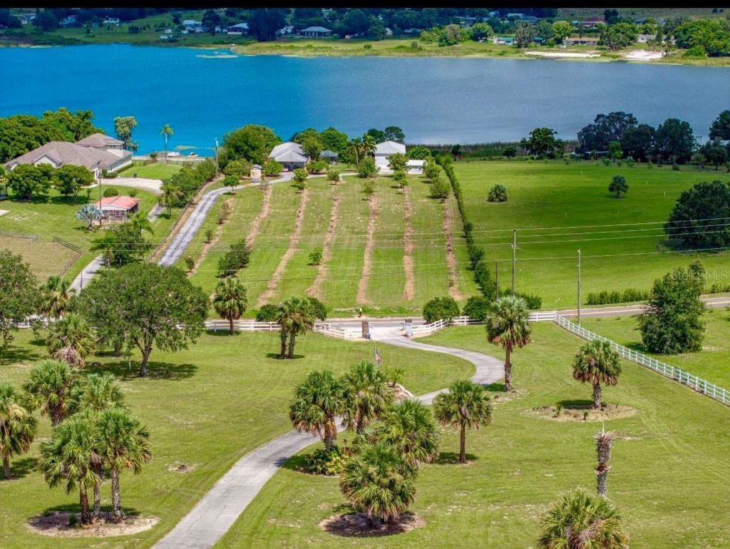 664 S Lake Starr Boulevard, Lake Wales, FL 33898 Photo