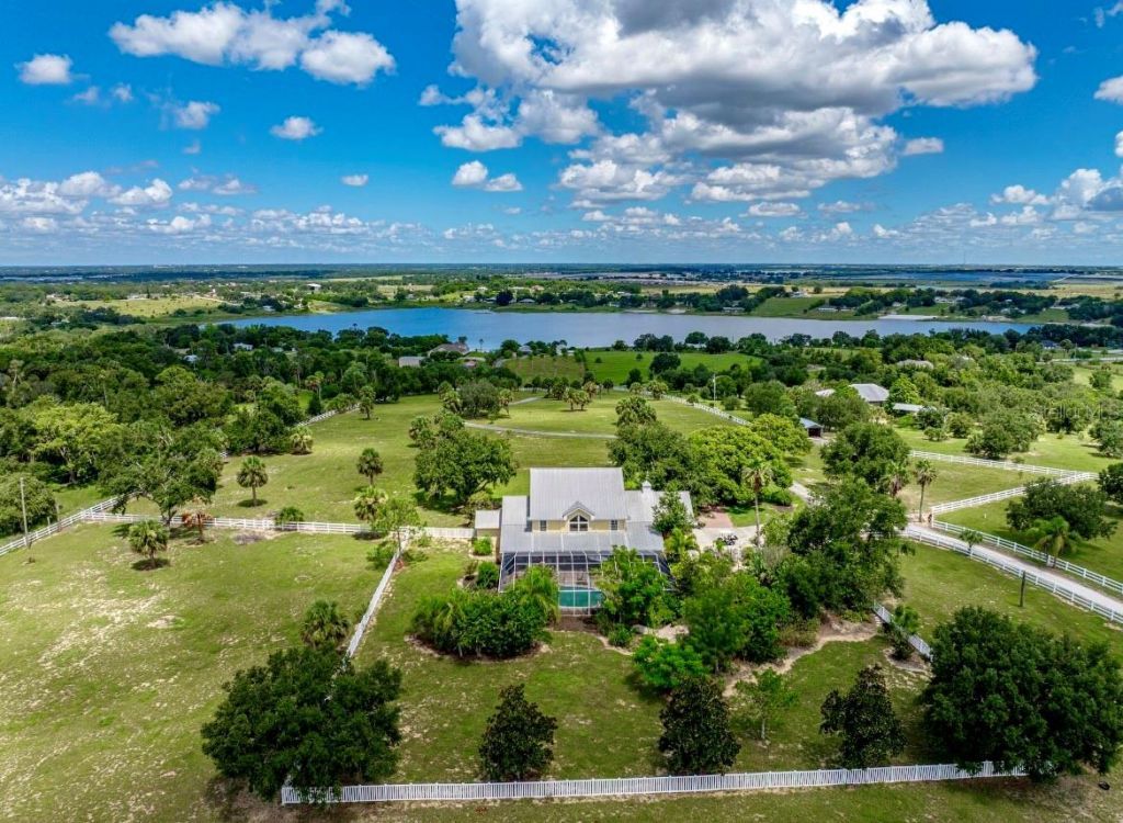 664 S Lake Starr Boulevard, Lake Wales, FL 33898 Photo