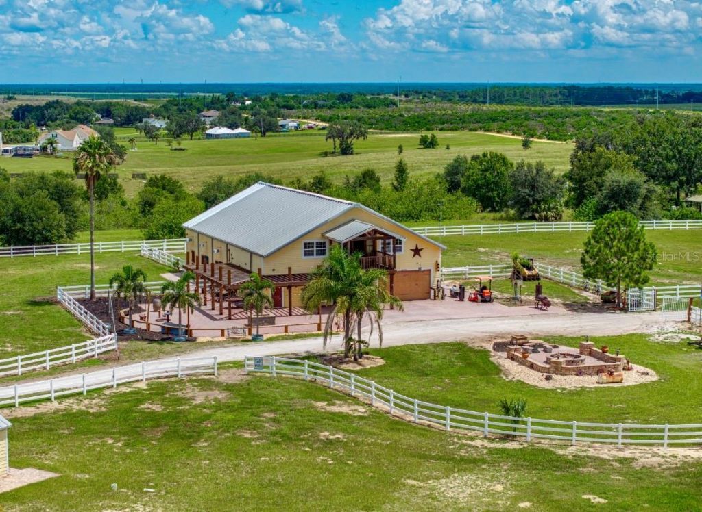 664 S Lake Starr Boulevard, Lake Wales, FL 33898 Photo