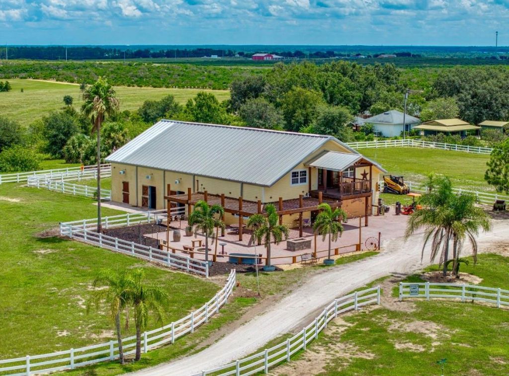 664 S Lake Starr Boulevard, Lake Wales, FL 33898 Photo