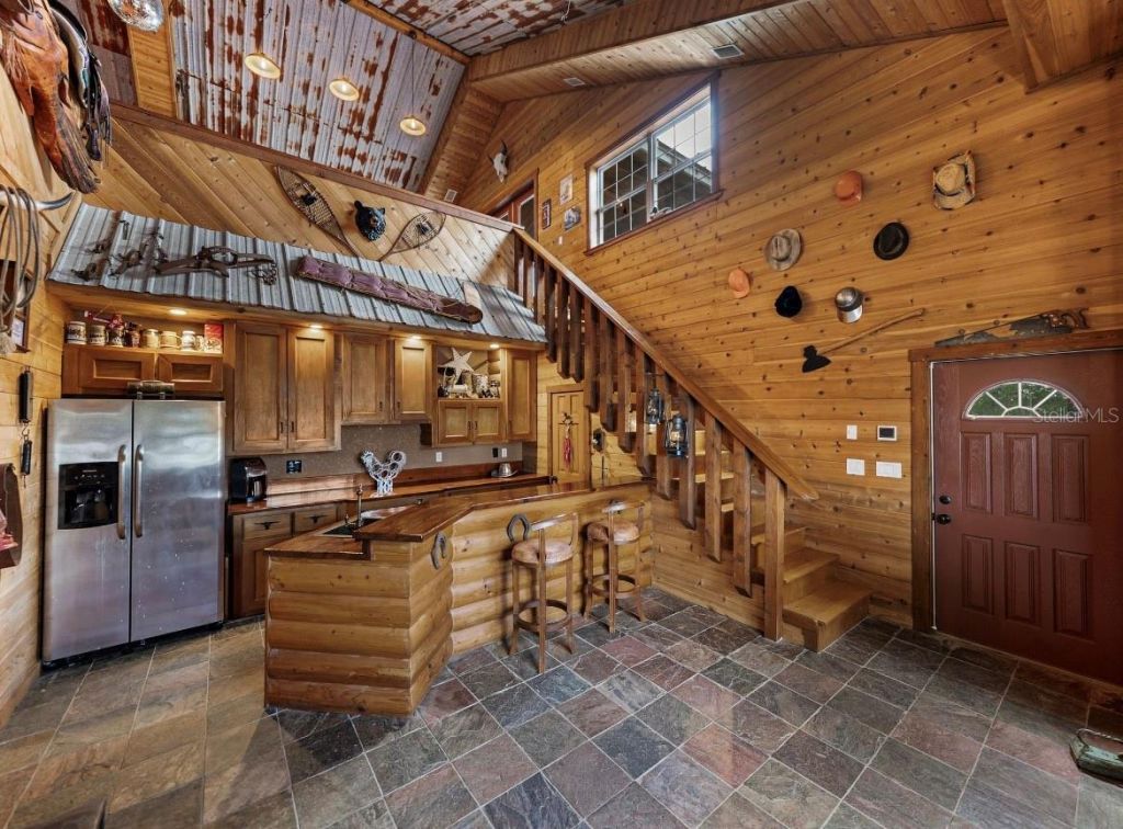 664 S Lake Starr Boulevard, Lake Wales, FL 33898 Photo