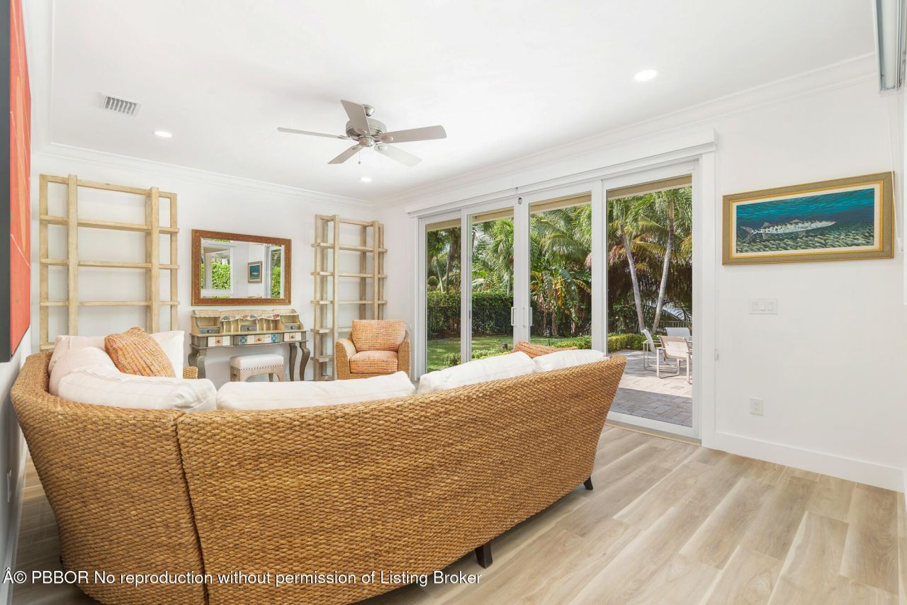 3317 Embassy Drive, West Palm Beach, FL 33401 Photo