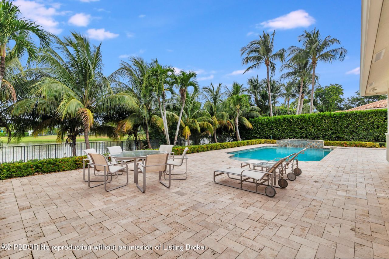 3317 Embassy Drive, West Palm Beach, FL 33401 Photo