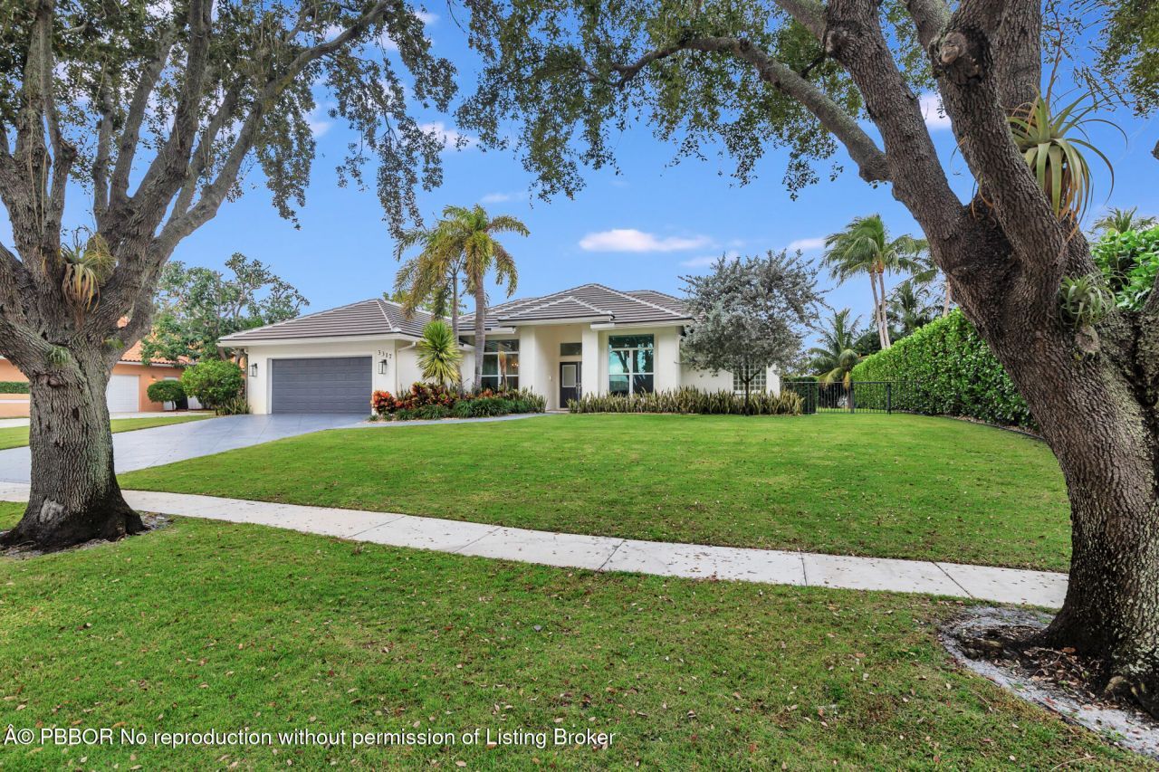 3317 Embassy Drive, West Palm Beach, FL 33401 Photo