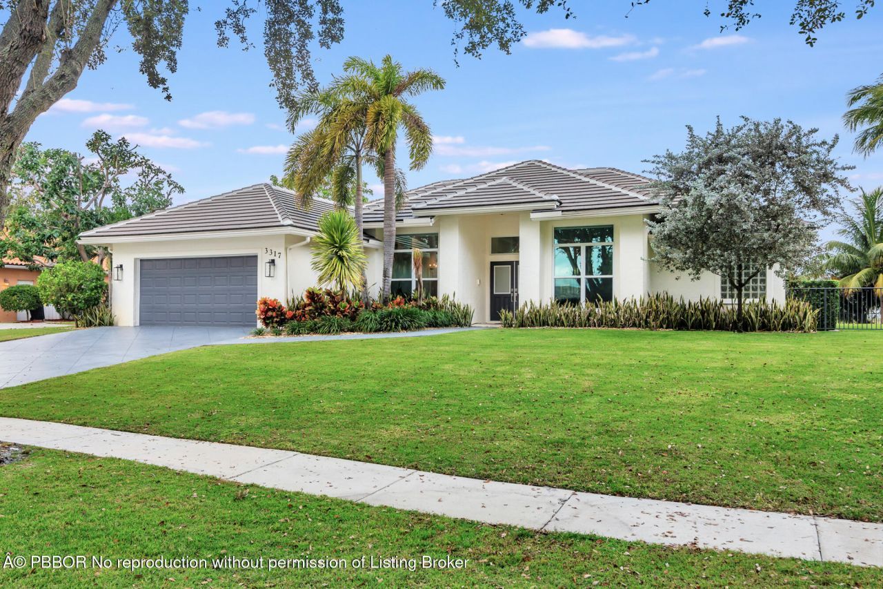 3317 Embassy Drive, West Palm Beach, FL 33401 Photo
