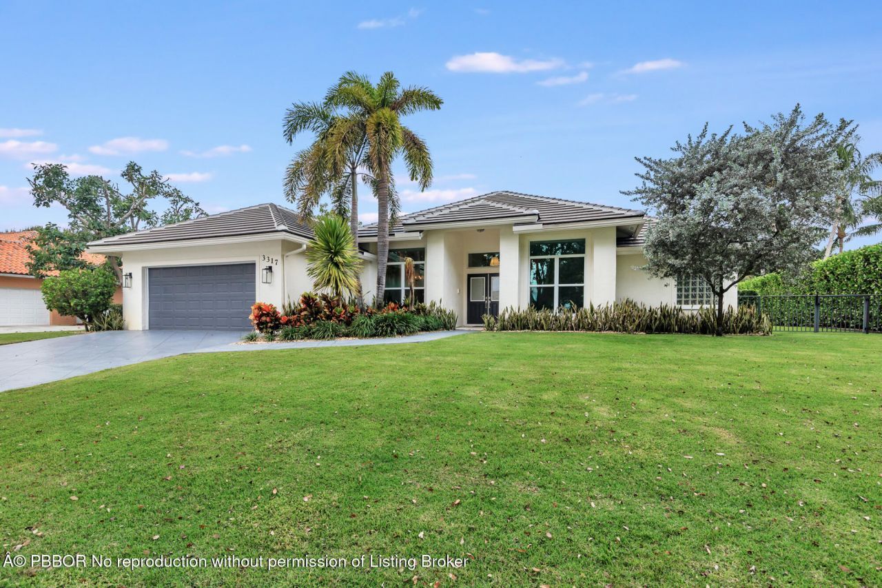3317 Embassy Drive, West Palm Beach, FL 33401 Photo