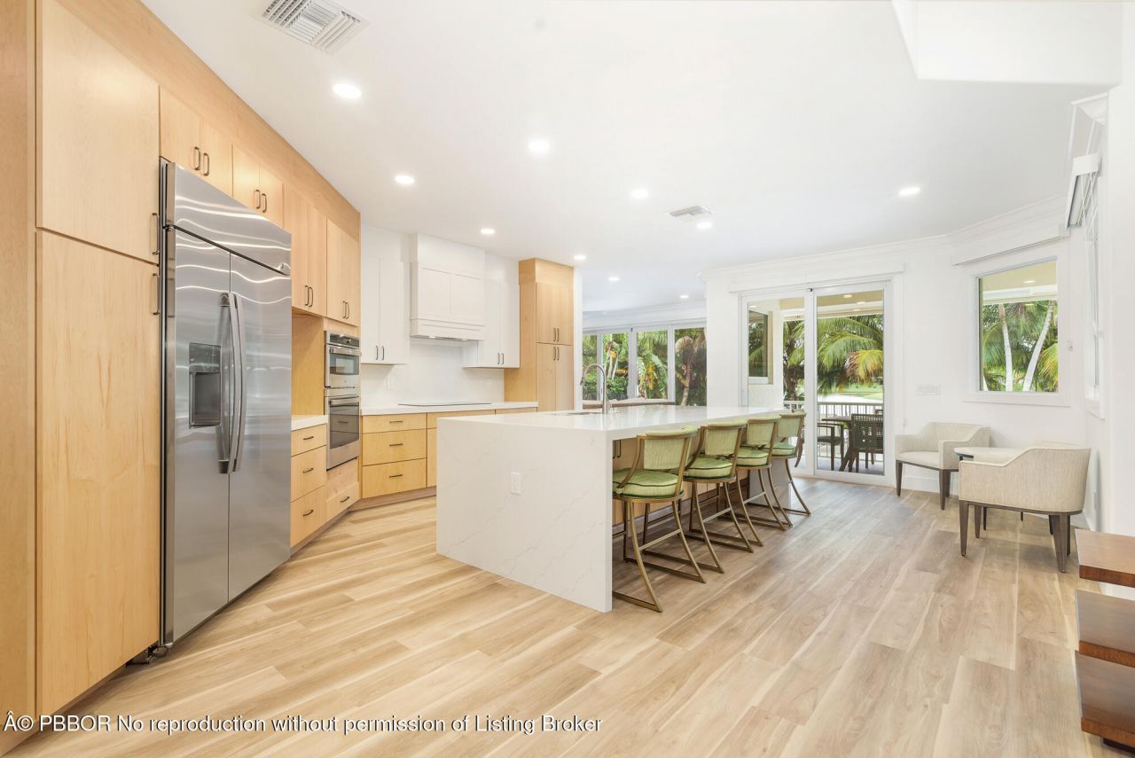 3317 Embassy Drive, West Palm Beach, FL 33401 Photo