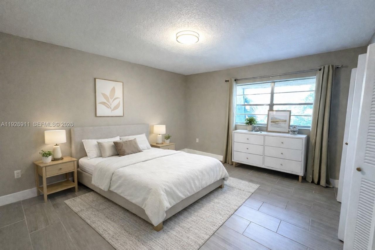 250 NW 107th Ave, Unit 202, Miami, FL 33172 Photo